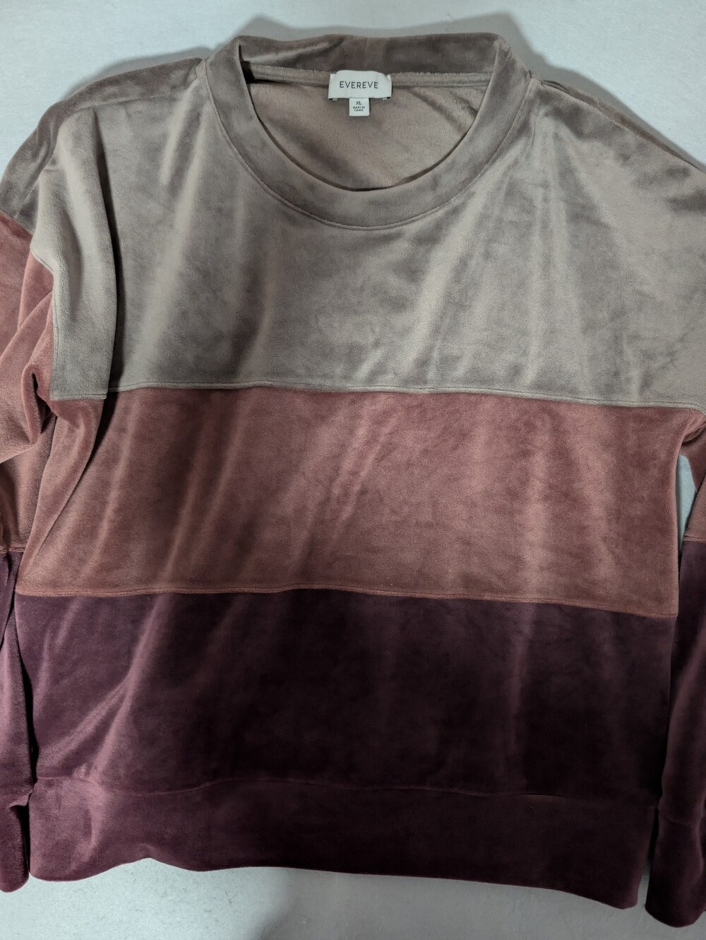 EVEREVE Women's XL Velour Colorblock Crewneck Sweatshirt Mauve Burgundy